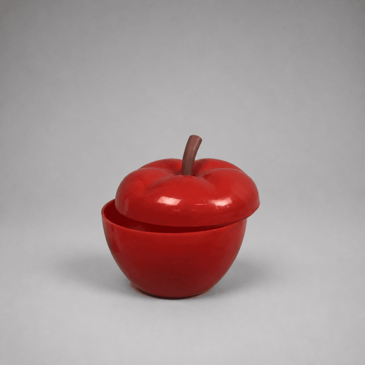 Red apple-shaped canister — Photo 1
