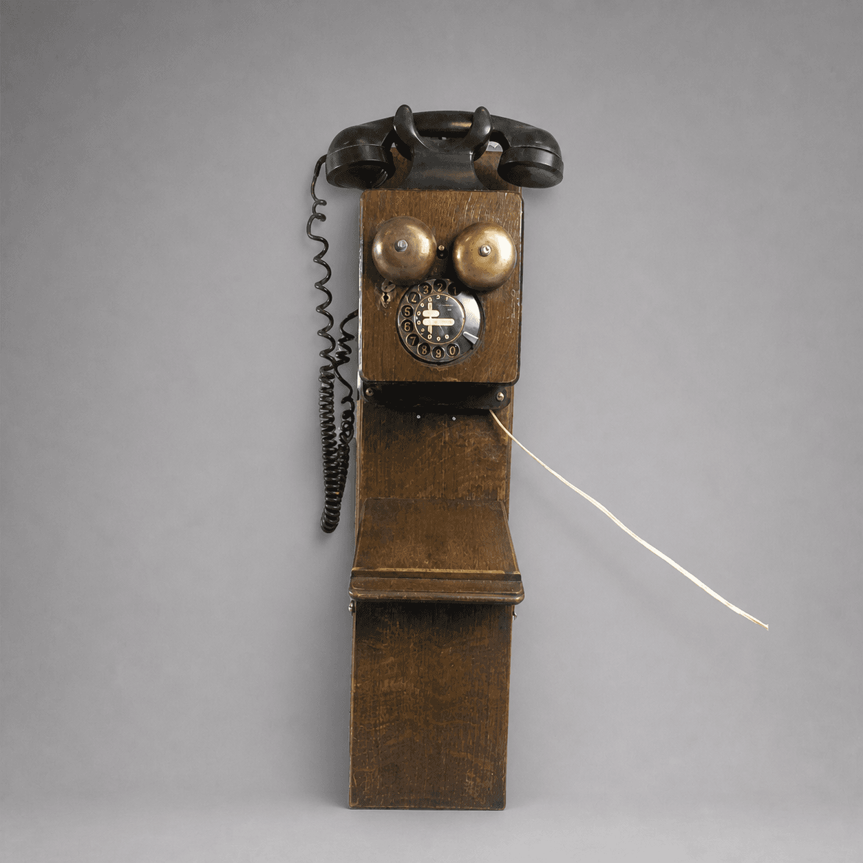 Wooden wall telephone — Photo 1