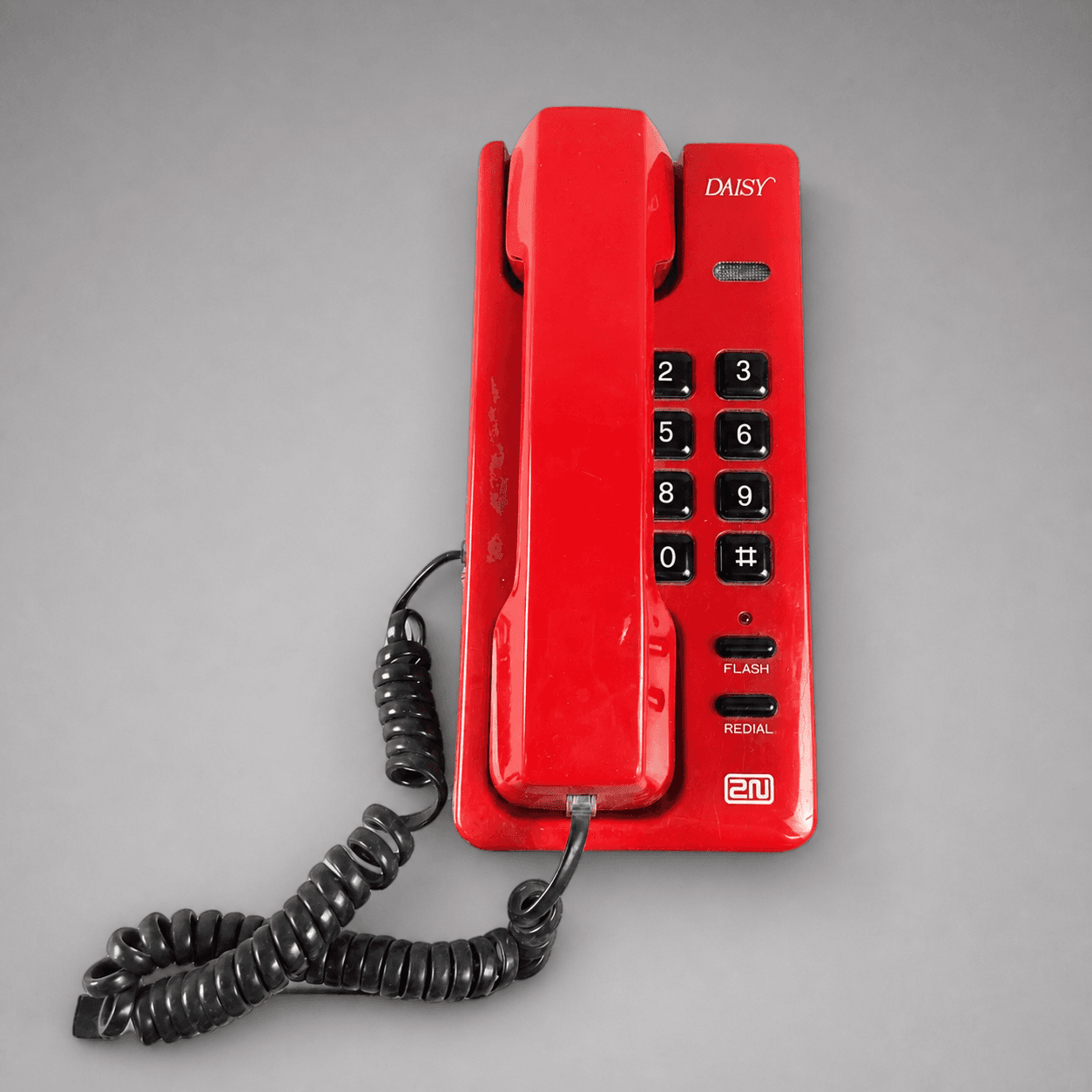 Červený telefon Daisy — Fotografie 1