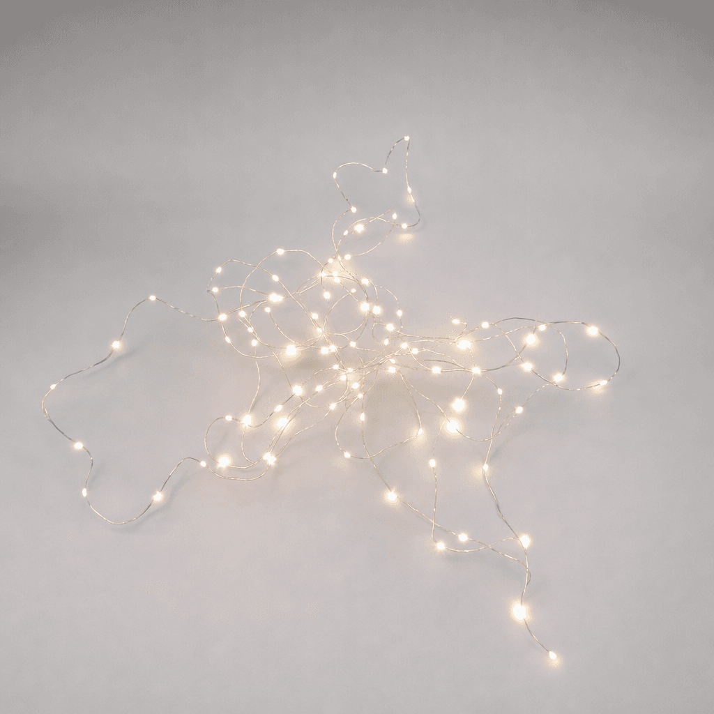 String lights with small bulbs — Photo 1