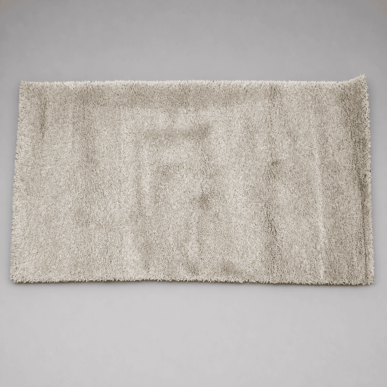 Cream high-pile rug — Photo 1