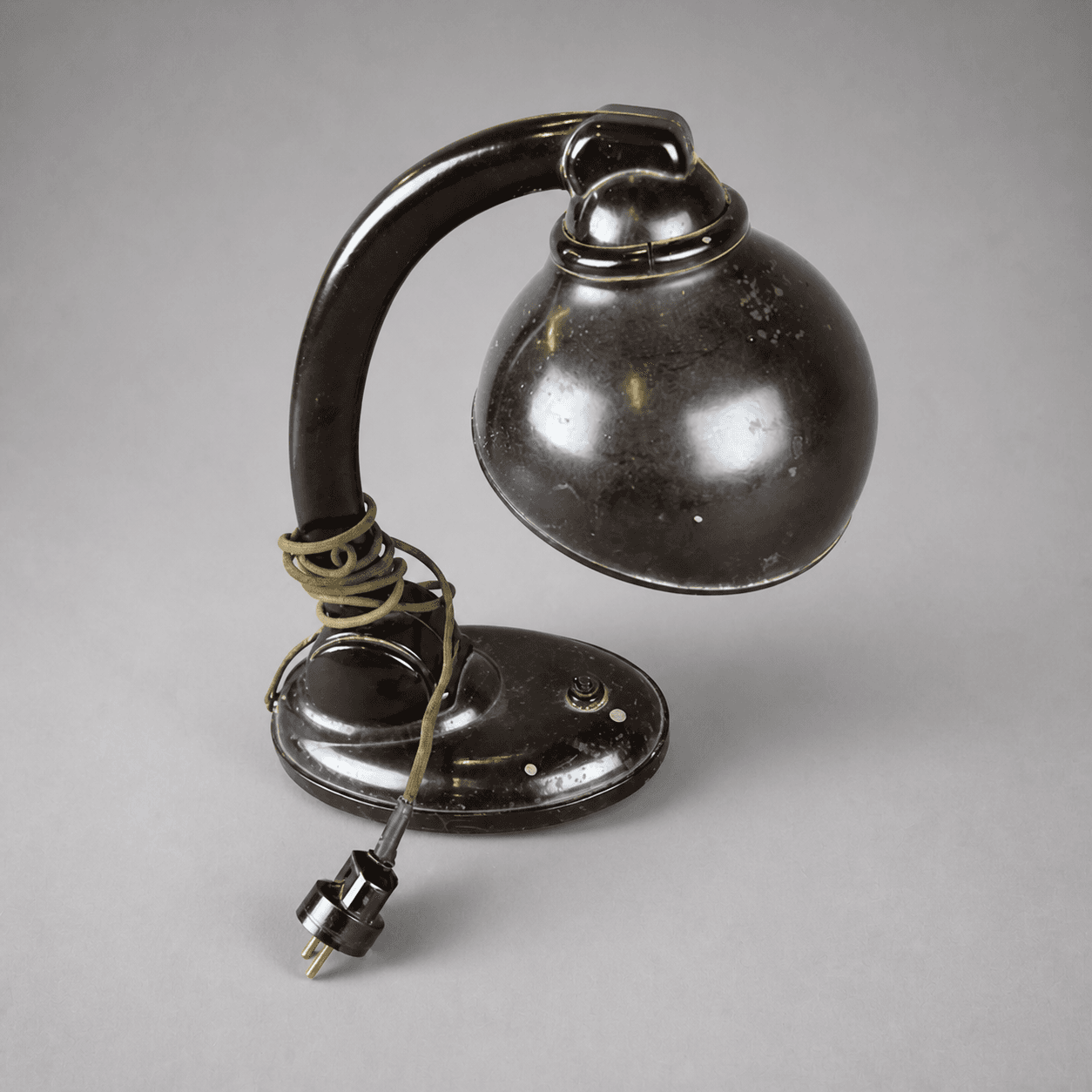 Black Domed Table Lamp — Photo 1