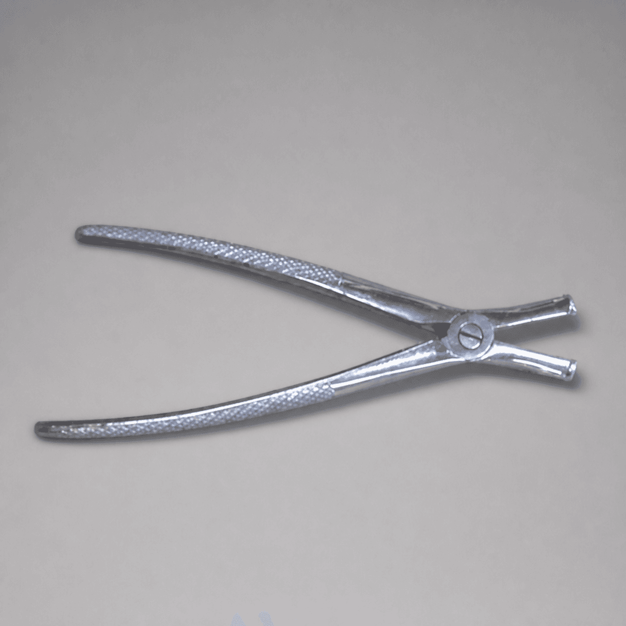 Chirurgisches Metallinstrument — Foto 1
