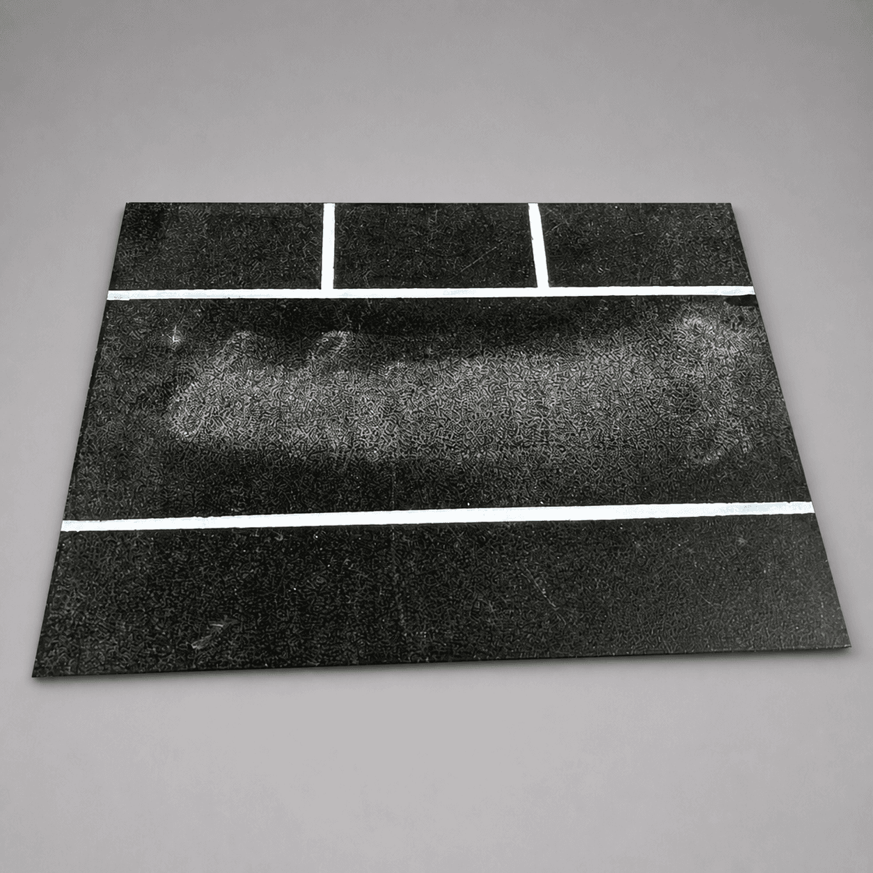 Černá tabule s bílými liniemi — Fotografie 1