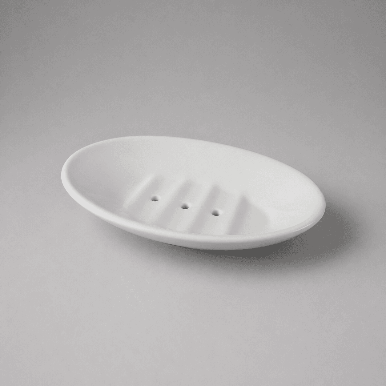 White ceramic soap dish — Photo 1