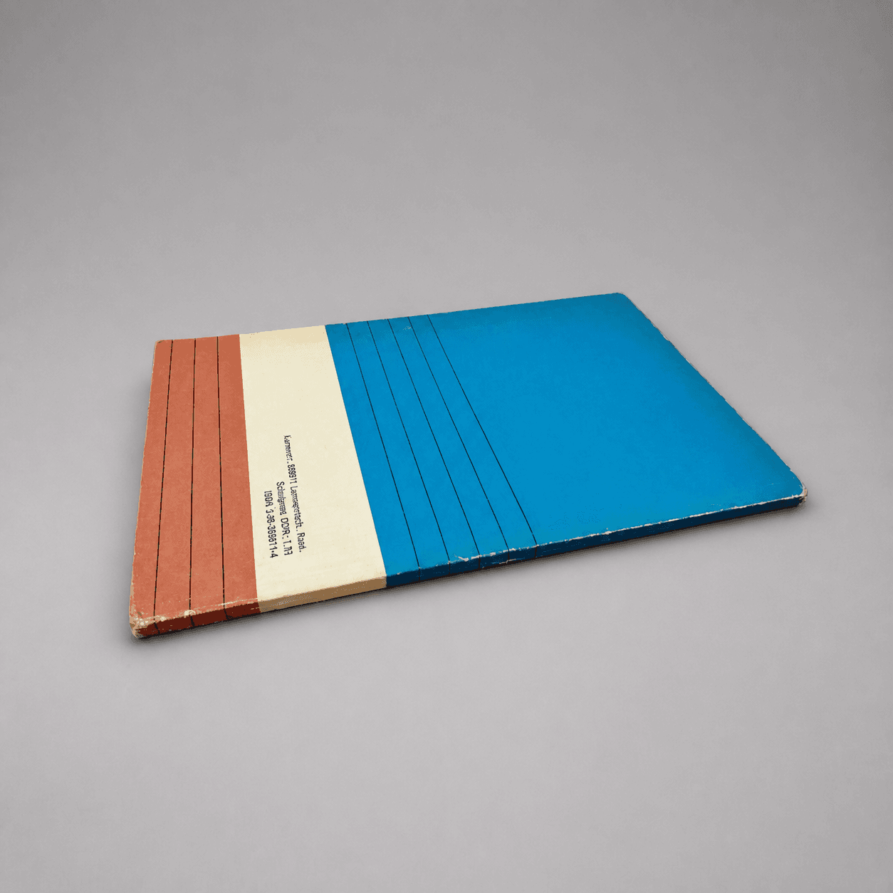 Blau-braunes Schulheft — Foto 1