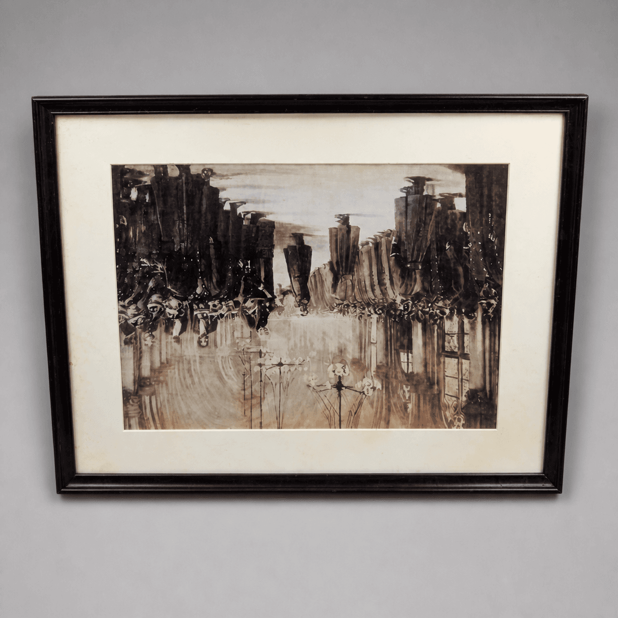 Framed historical city photograph — Photo 1
