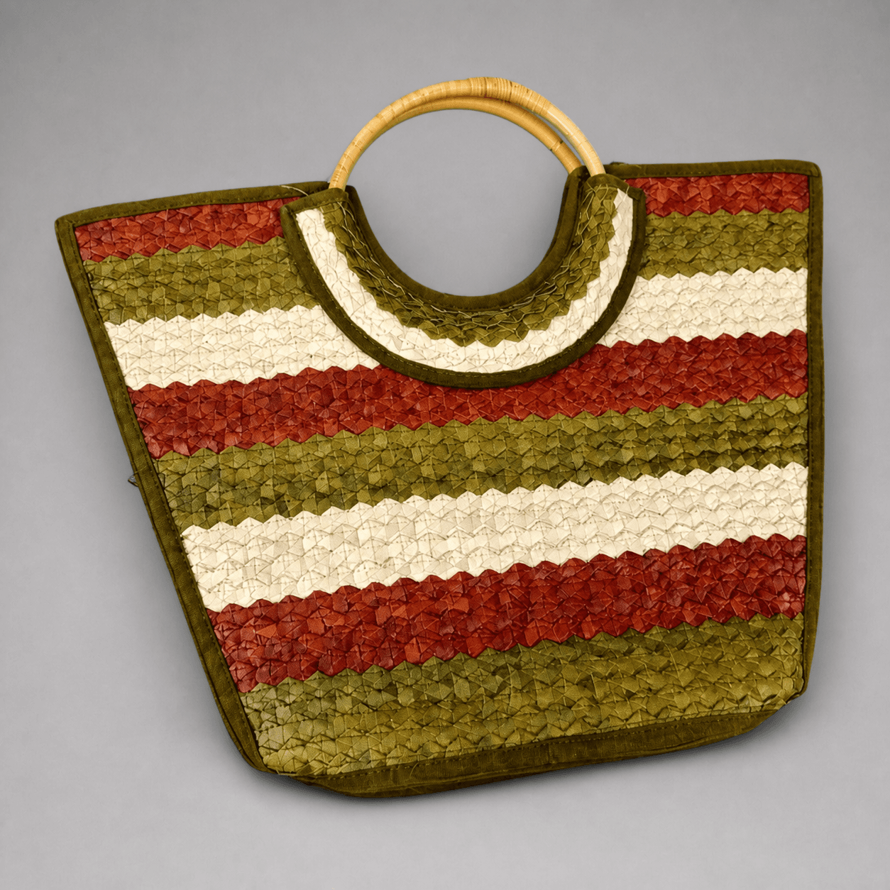 Gestreifte geflochtene Handtasche — Foto 1